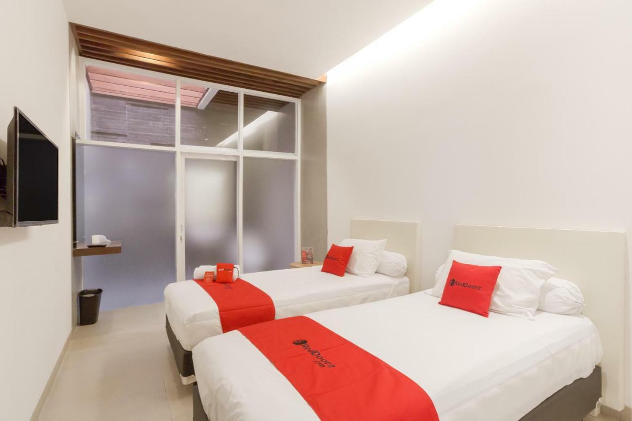 Reddoorz Plus @ Demangan Gejayan Pakualaman Dış mekan fotoğraf